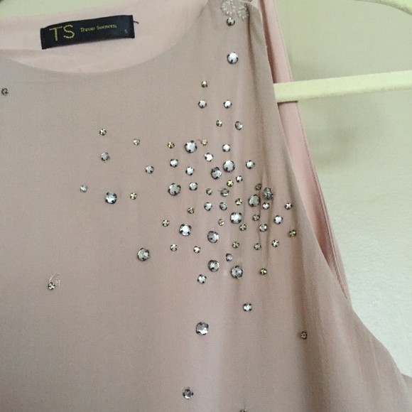 Silk embellished one-shoulder blouse - Picture 3 of 6